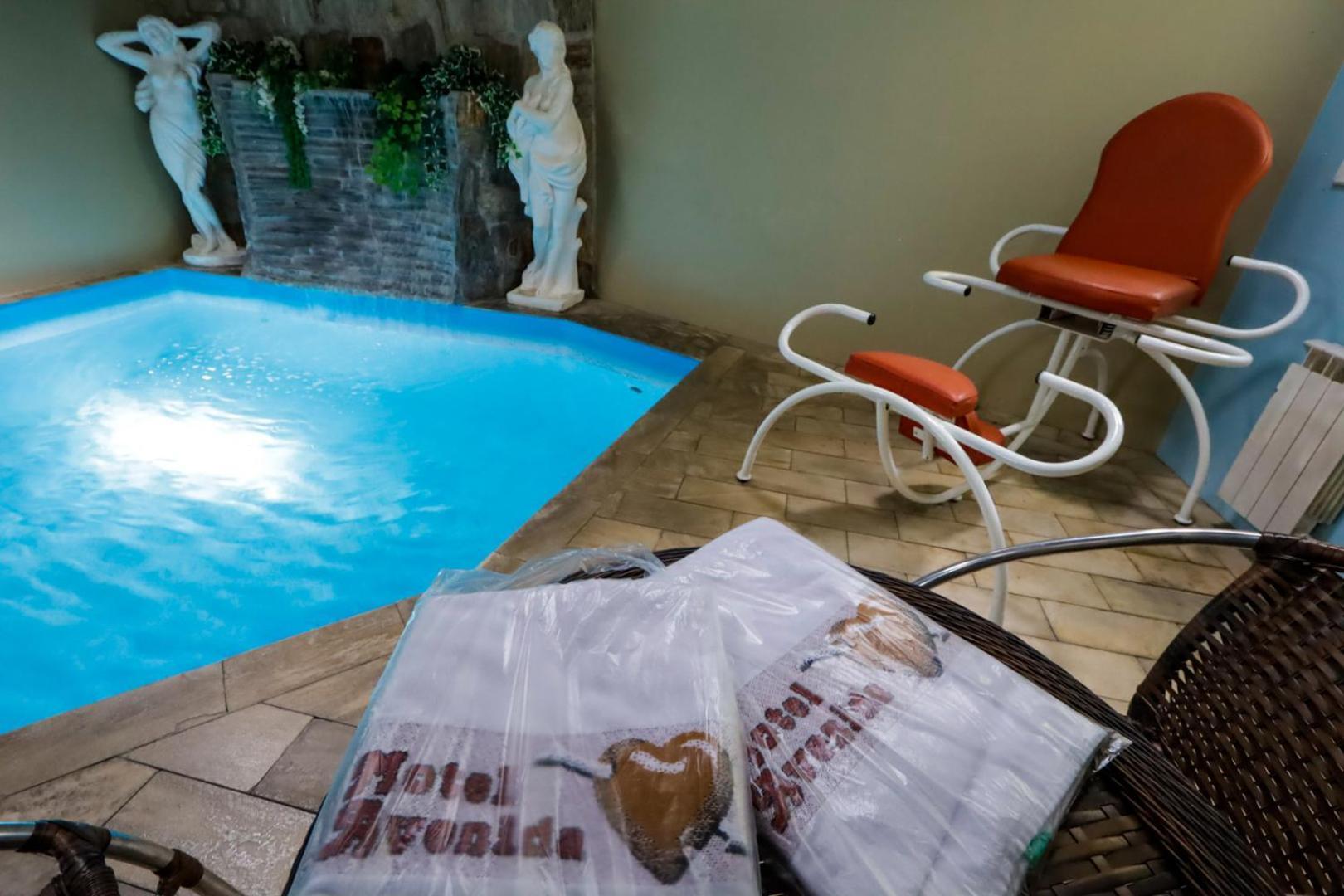Motel Avenida  Gramado Dış mekan fotoğraf